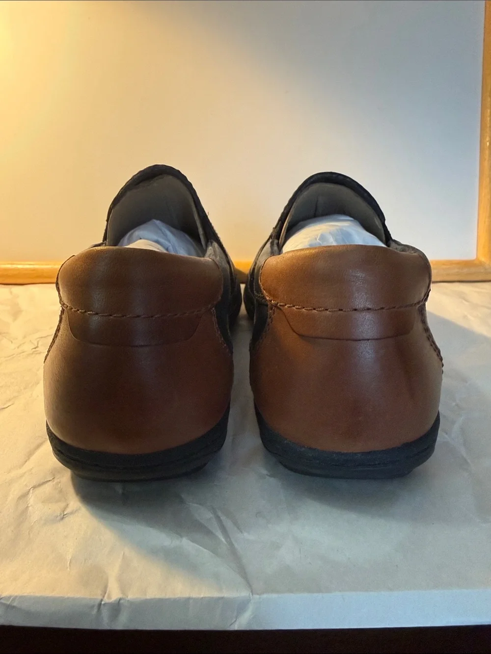 Mens 11.5 Born black leather Slip-On Loafers with Brown Accent